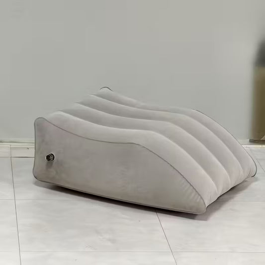 Uzpūšams kāju pacelšanas spilvens